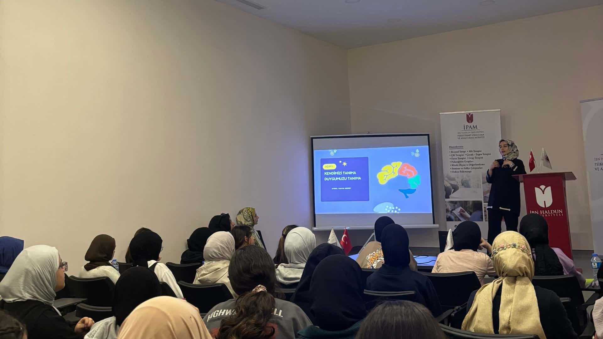 Sınava Hazırlık ve Motivasyon Semineri Öğrencilerle Buluştu
